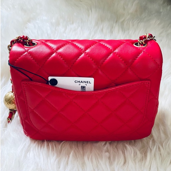 * SOLD* CHANEL Pearl Crush 21B Mini Square Flap Bag. Red. Gold Hardware. NEW. - Picture 7 of 8